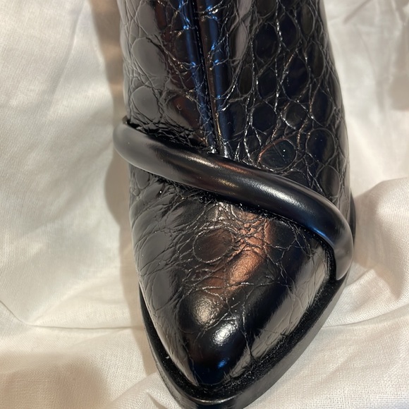 Givenchy Doodle Ankle Boot Black Croc Print Size 38.5. - Picture 3 of 14